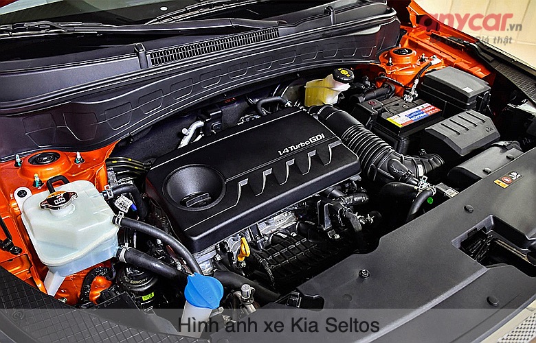 Kia Seltos có 2 tùy chọn động cơ xăng 1.4L (Turbo) và 1.6L