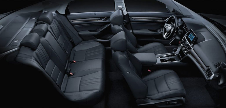 Khoang nội thất của Honda Accord 2022 vô cùng tiện nghi và hiện đại