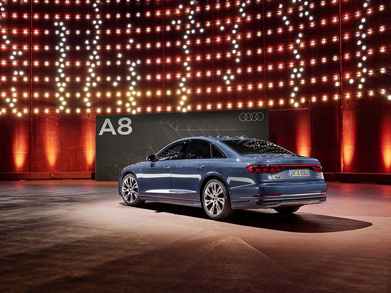 Audi-A8-2022-3
