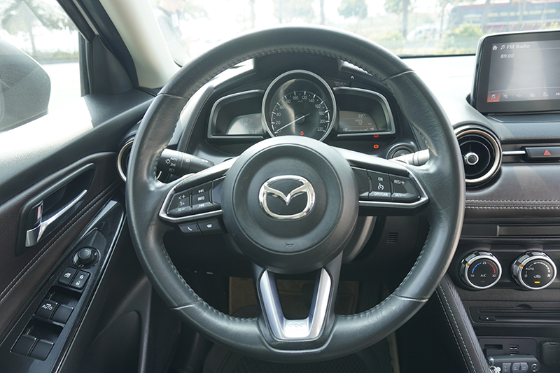 Mazda 2 Luxury 1.5AT 2019 - 11