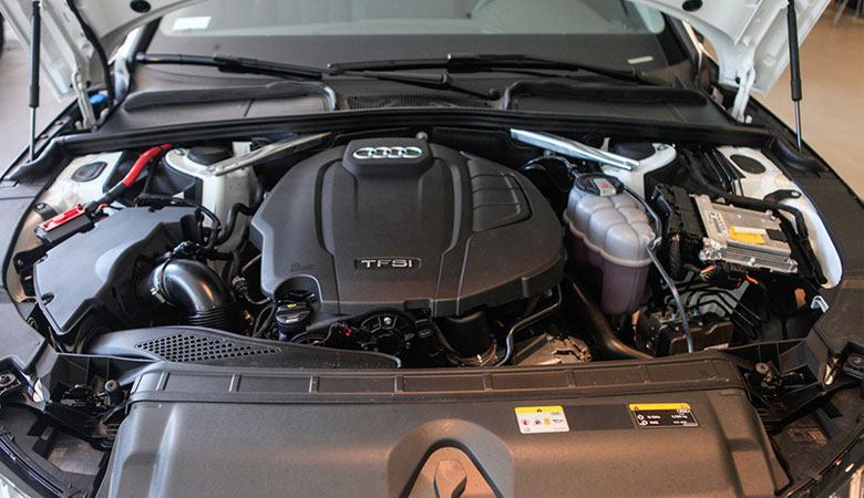 Động cơ vận hành của Audi A4 2023 chủ yếu phụ thuộc vào khối động cơ xăng có dung tích 2.0L
