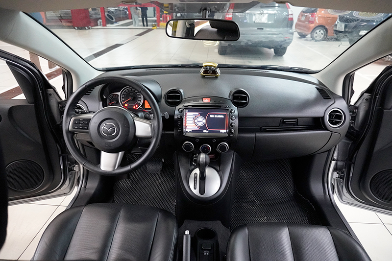 Mazda 2S 1.5AT 2015 - 12