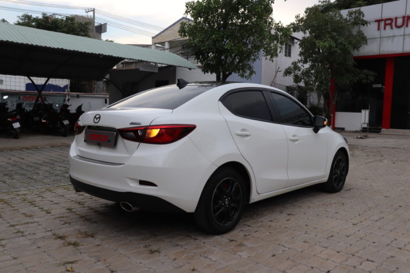 Mazda 2 Sedan 1.5AT 2017 - 6