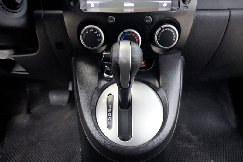 Mazda 2S 1.5AT 2015 - 11