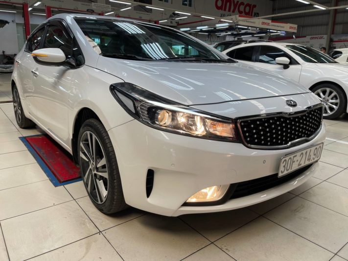 Kia Cerato 2.0AT 2018 - 1