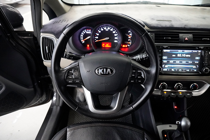 Kia Rio Hatchback 1.4AT 2014 - 13