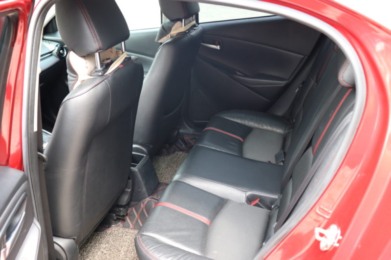 Mazda 2 Sedan 1.5AT 2018 - 18
