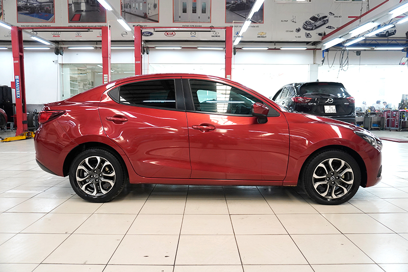 Mazda 2 Sedan 1.5L AT 2017 - 4