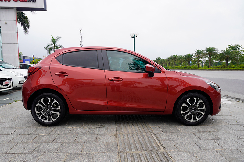 Mazda 2 Hatchback 1.5AT 2016 - 4