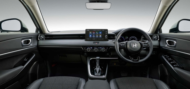 Honda HR-V cũng được bổ sung một số trang bị tiện nghi hiện đại mới mẻ