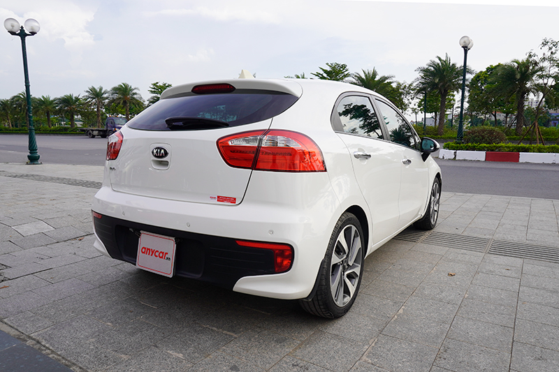Kia Rio Hatchback 1.4AT  2015 - 6
