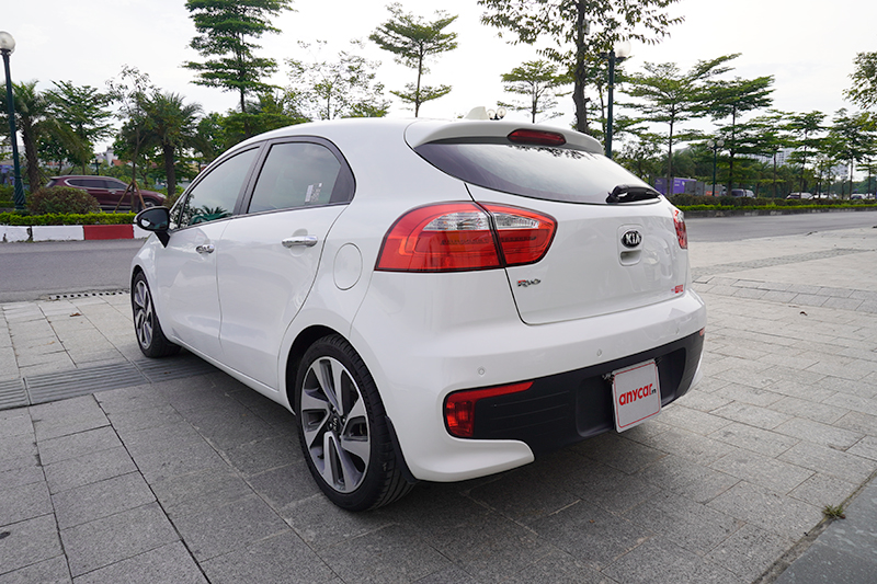 Kia Rio Hatchback 1.4AT  2015 - 8