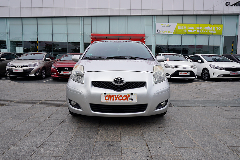 Toyota Yaris 1.5AT 2011 - 2
