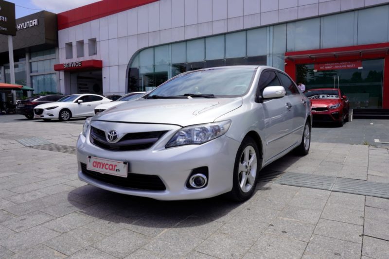 Toyota Altis 2.0AT 2011 - 3