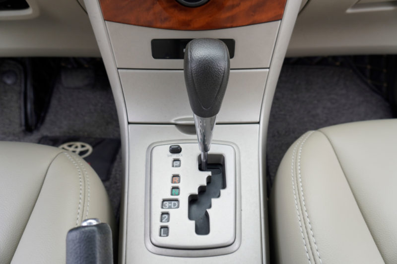 Toyota Corolla Altis 1.6AT 2011 - 9