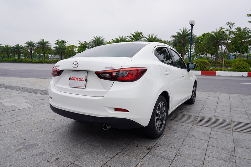 Mazda 2 1.5L AT 2015 - 6