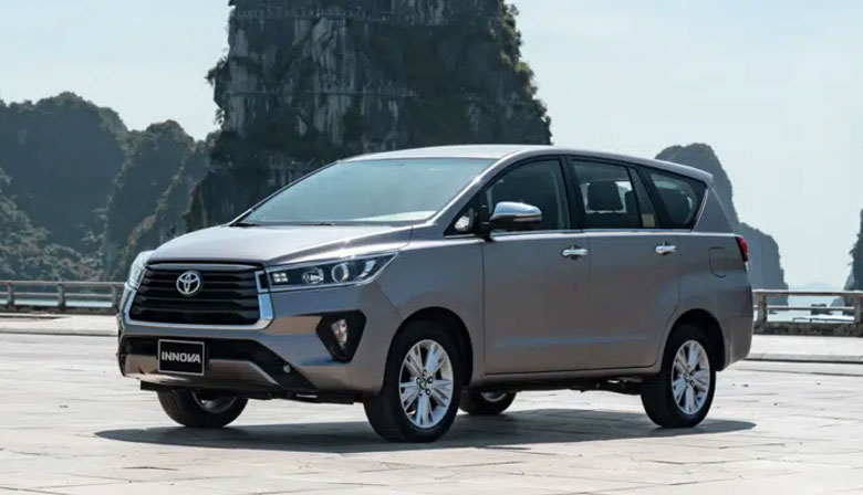 Toyota Innova bản hiện hành