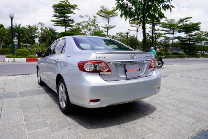 Toyota Altis 2.0AT 2011 - 8