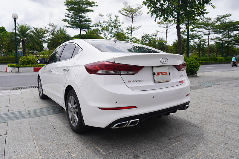 Hyundai Elantra  GLS 1.6L AT 2018 - 8