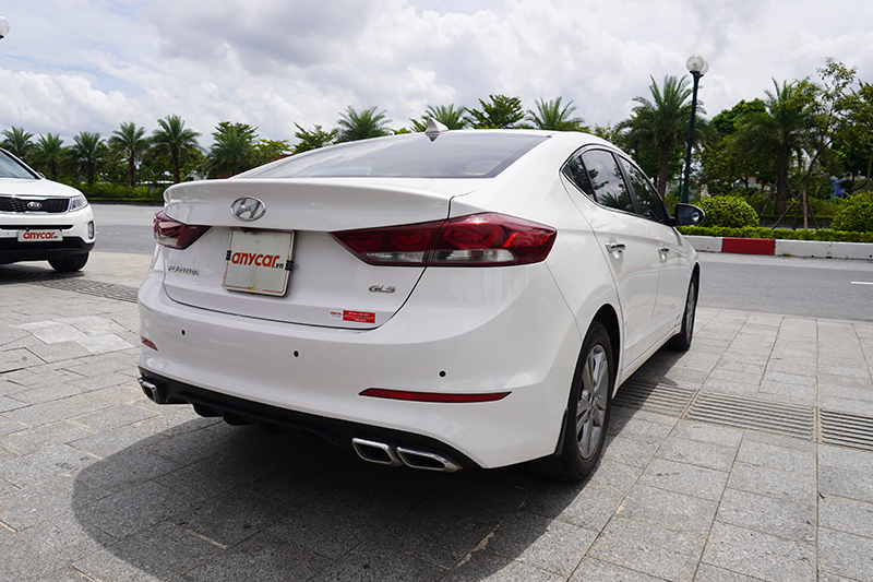 Hyundai Elantra  GLS 1.6L AT 2018 - 6