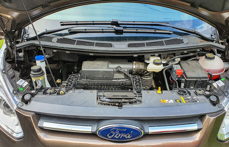 Ford Tourneo được phân phối với một động cơ duy nhất là Ecoboost (2.0L)