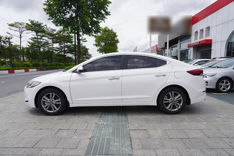 Hyundai Elantra  GLS 1.6L AT 2018 - 5