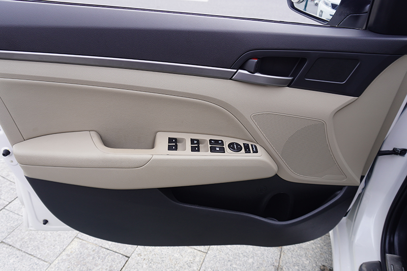 Hyundai Elantra  GLS 1.6L AT 2018 - 9