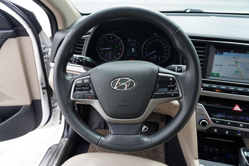 Hyundai Elantra  GLS 1.6L AT 2018 - 12