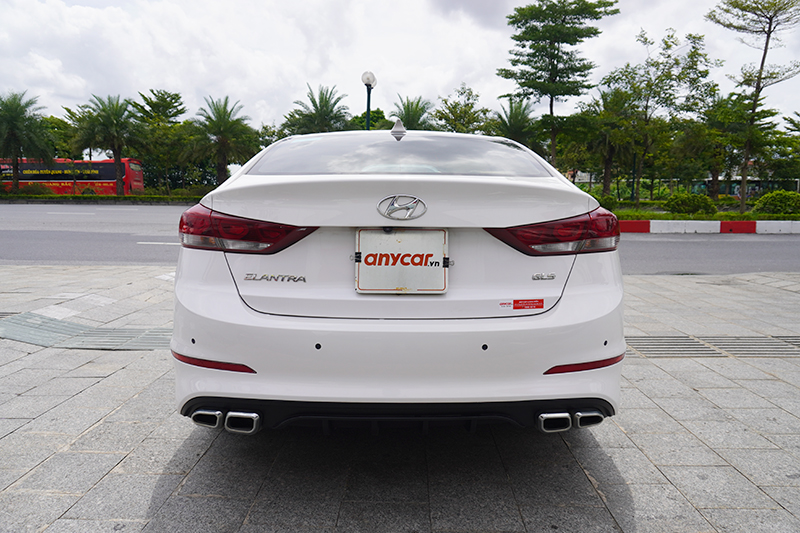 Hyundai Elantra  GLS 1.6L AT 2018 - 7