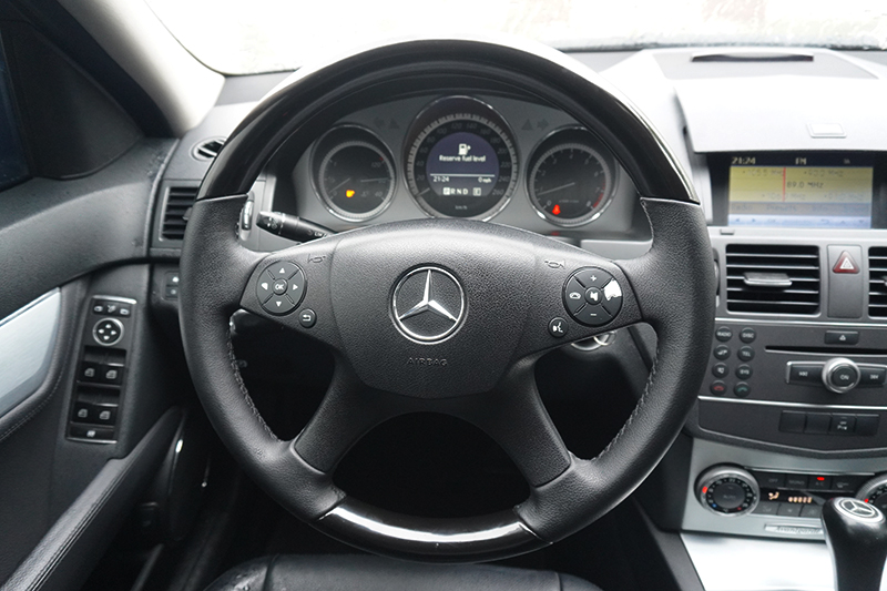 Mercedes-benz C200 1.8L AT 2010 - 12