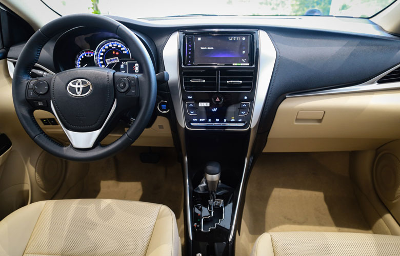 Khu vực khoang lái của Toyota Vios 2020