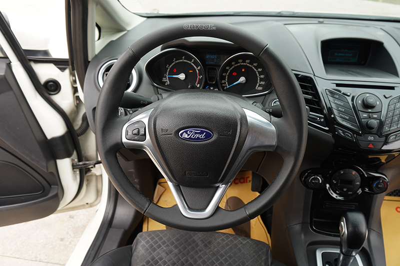 Ford Fiesta 1.0AT 2016 - 10