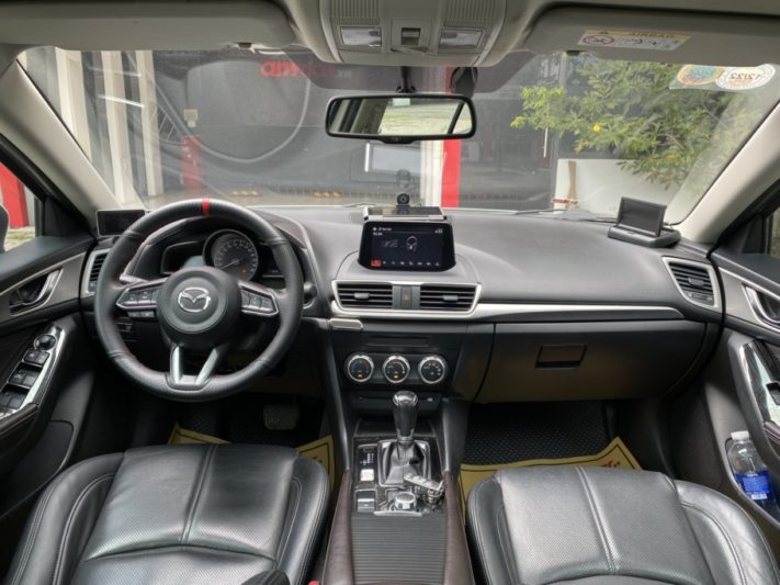 Mazda 3 1.5AT 2018 - 9