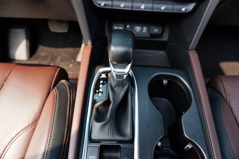 Hyundai Santafe Premium AWD 2.4 L 2020 - 10