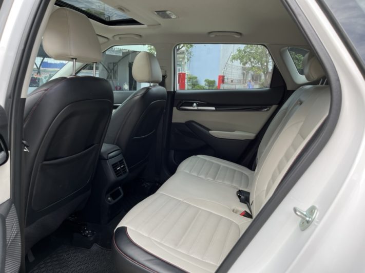 Kia Seltos premium 1.4AT 2020 - 18