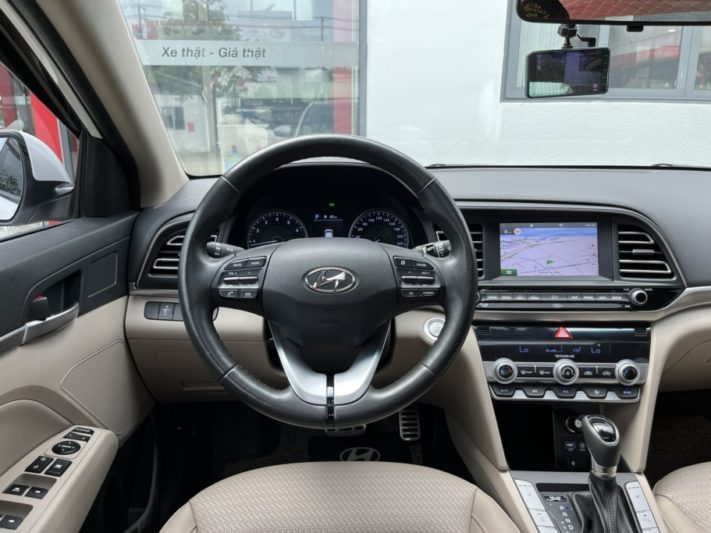 Hyundai Elantra  2.0AT 2020 - 9