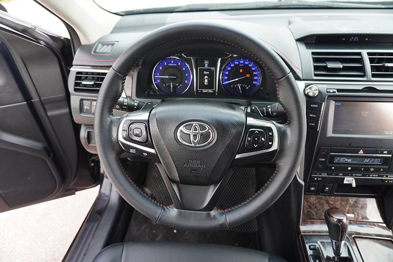 Toyota Camry Q 2.5AT 2016 - 11