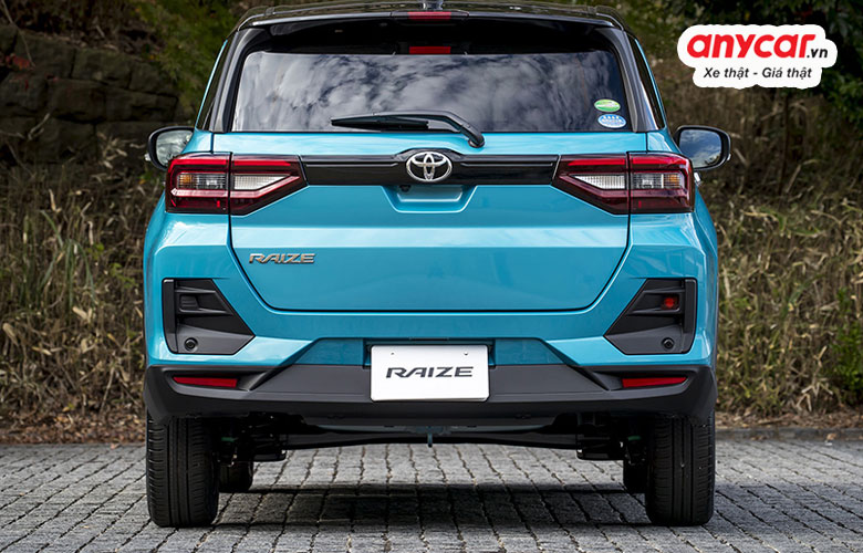 Đuôi xe Toyota Raize cuốn hút với phong cách thiết kế đậm chất nam tính và vuông vức