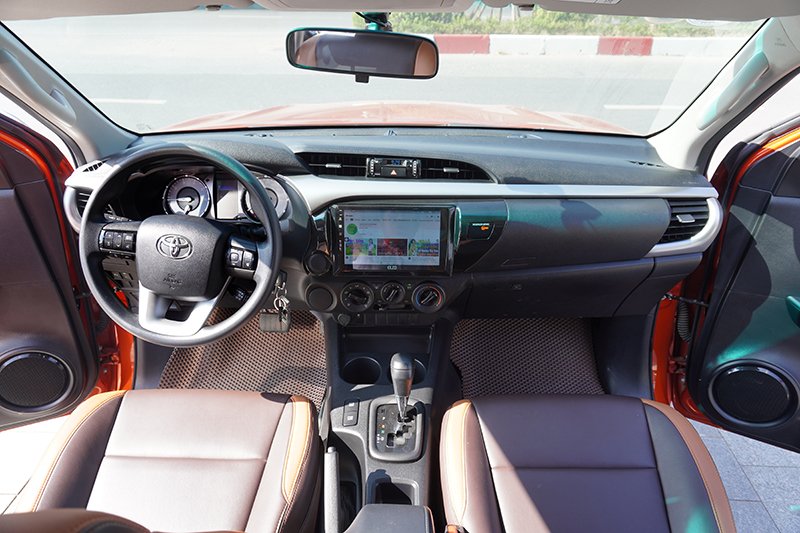 Toyota Hilux E 4x2 2.4L AT 2021 - 12