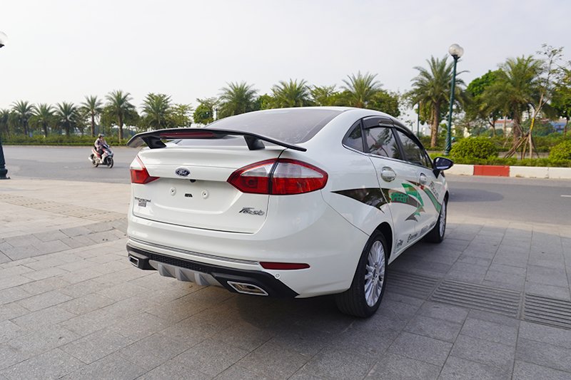 Ford Fiesta Titanium Sedan 1.5AT 2018 - 6