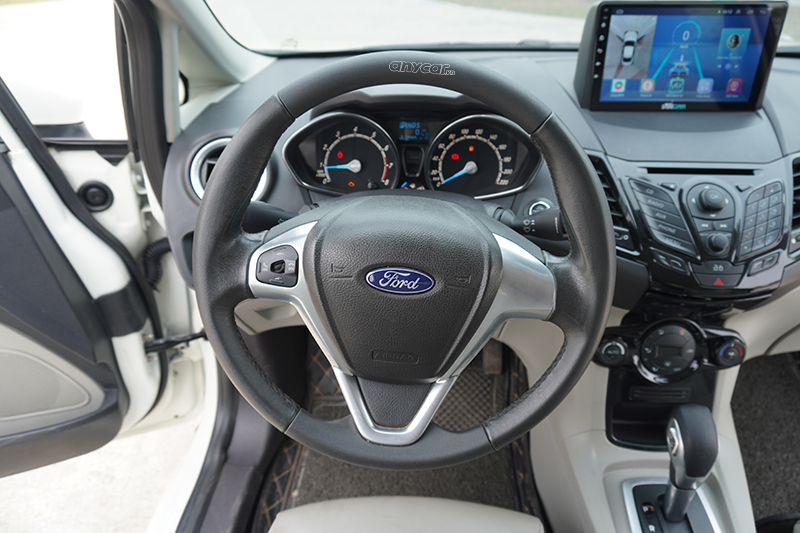 Ford Fiesta Titanium 1.5AT 2017 - 10