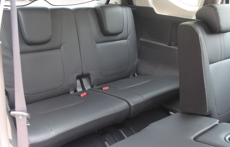 Hàng ghế thứ 03 trên Mitsubishi Xpander
