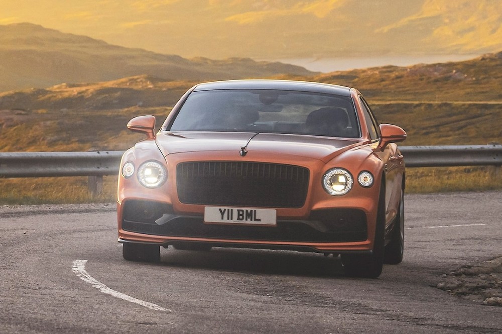 Giá xe Bentley Flying Spur Speed 2023 chưa được công bố chính thức