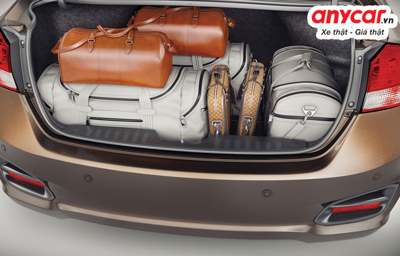 Cốp của Suzuki Ciaz có khả năng chứa hành lý của một gia đình từ 2-3 người một cách thoải mái