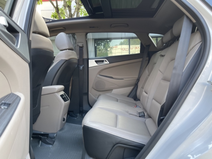 Hyundai Tucson ATH 2.0AT 2019 - 11