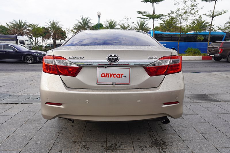 Toyota Camry Q 2.5AT 2014 - 7