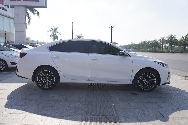 Kia Cerato Premium 2.0AT 2020 - 4