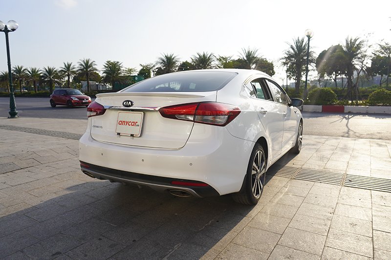 Kia Cerato Luxury 1.6L AT 2018 - 6