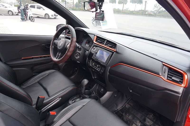 Honda Brio RS 1.2L AT 2020 - 13