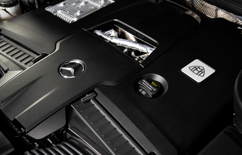 Động cơ được sử dụng trên siêu phẩm Maybach GLS600 là động cơ xăng V8